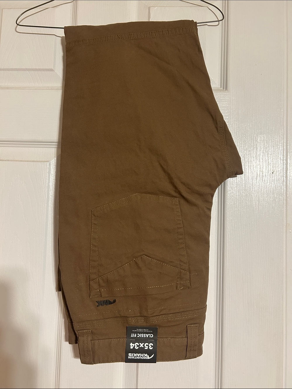 Mountain Khakis Men's Cargo Pants in Brown